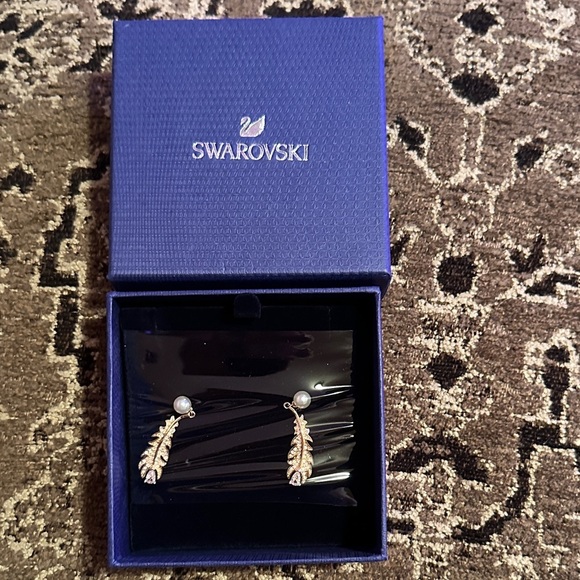 Swarovski Jewelry - Swarovski Silver and Pearl Leaf Earrings